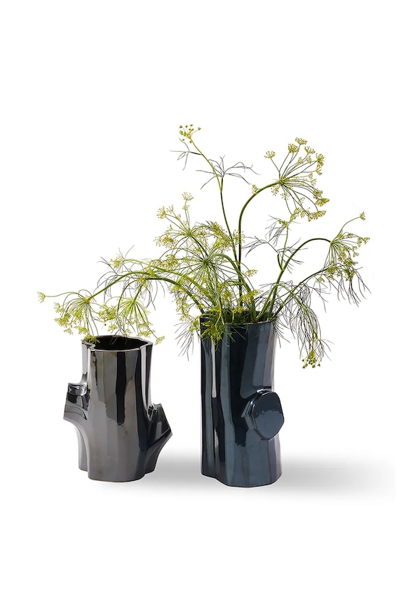 Dekorativní váza Pols Potten Metallic S šedá 240.205.121