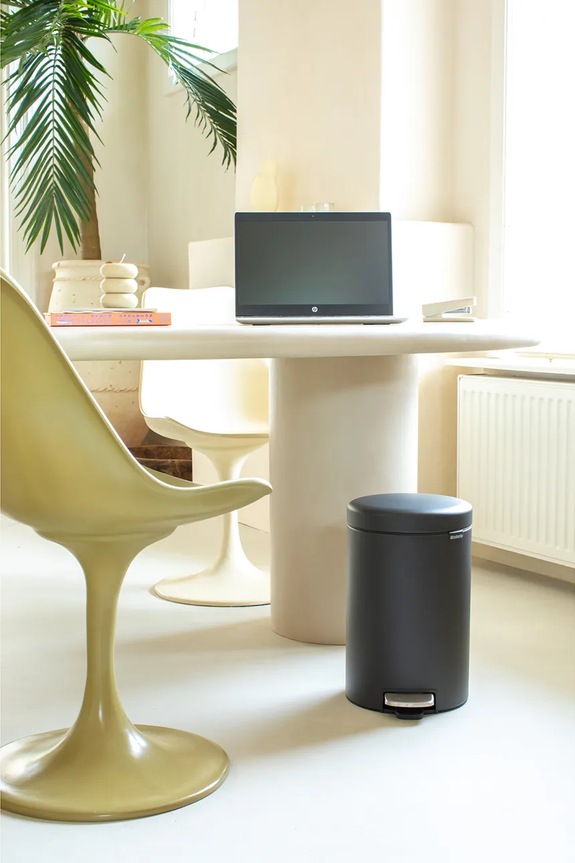 Koš za smeće Brabantia New Icon 12 L 113802 crna