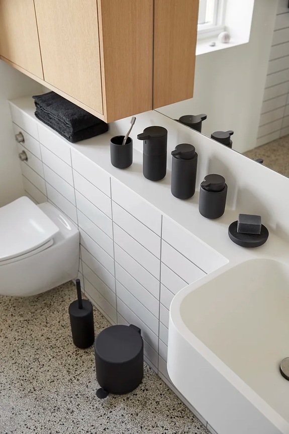 Zone Denmark kubek na szczoteczki Ume 330397 multicolor AA00