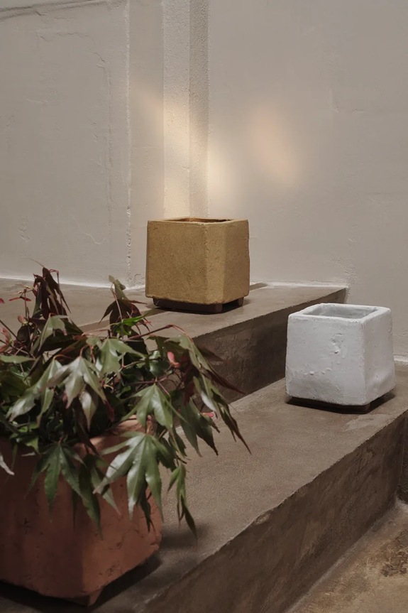 ferm LIVING doniczka 15,5 x 16 cm 1104270061 żółty AA00