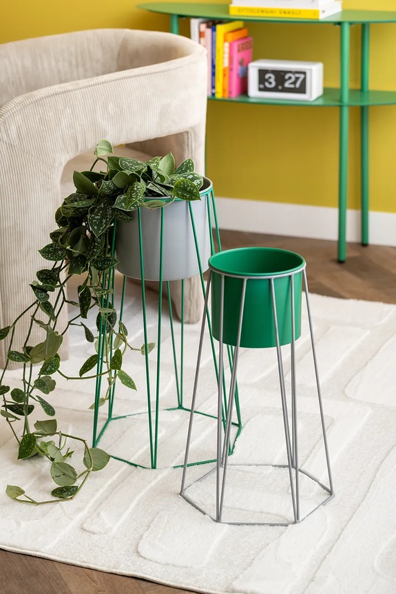 Living și dormitor Present Time set de măști pentru ghivece cu stativ din fier PT4386GR multicolor