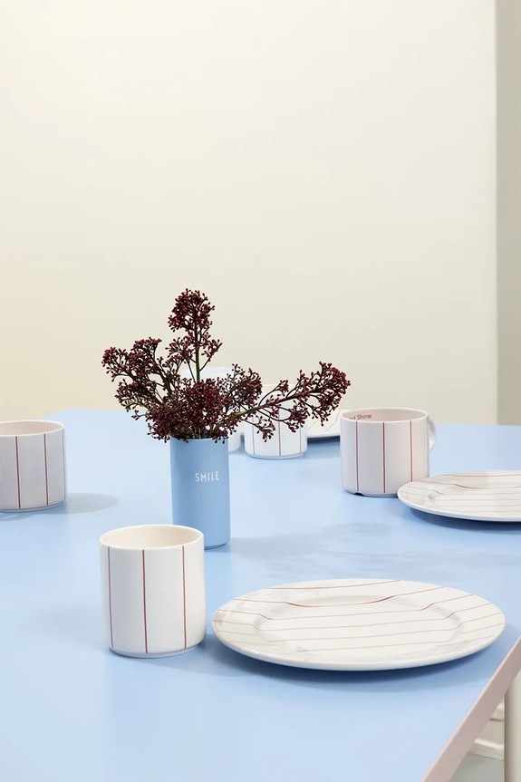 Σαλόνι και υπνοδωμάτιο Διακοσμητικό βάζο Design Letters Favourite 100 ml 10101005DSTBSMILE μπλε