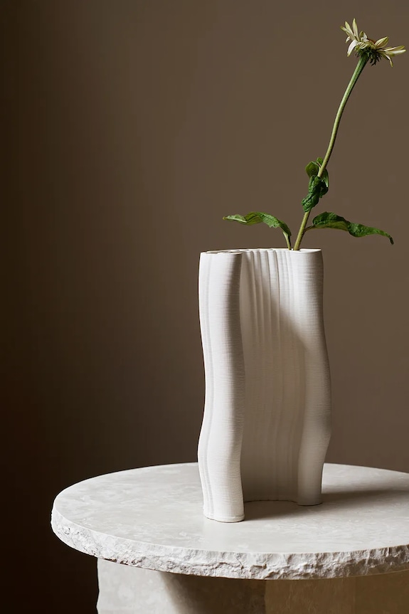Декоративна ваза ferm LIVING Moire 1104266244 білий
