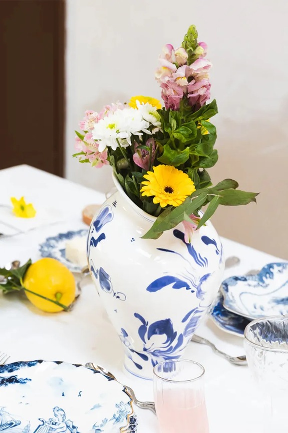 Dnevna soba in spalnica Dekorativna vaza Seletti Classics On Acid x Diesel Classics 30 cm 11292. modra