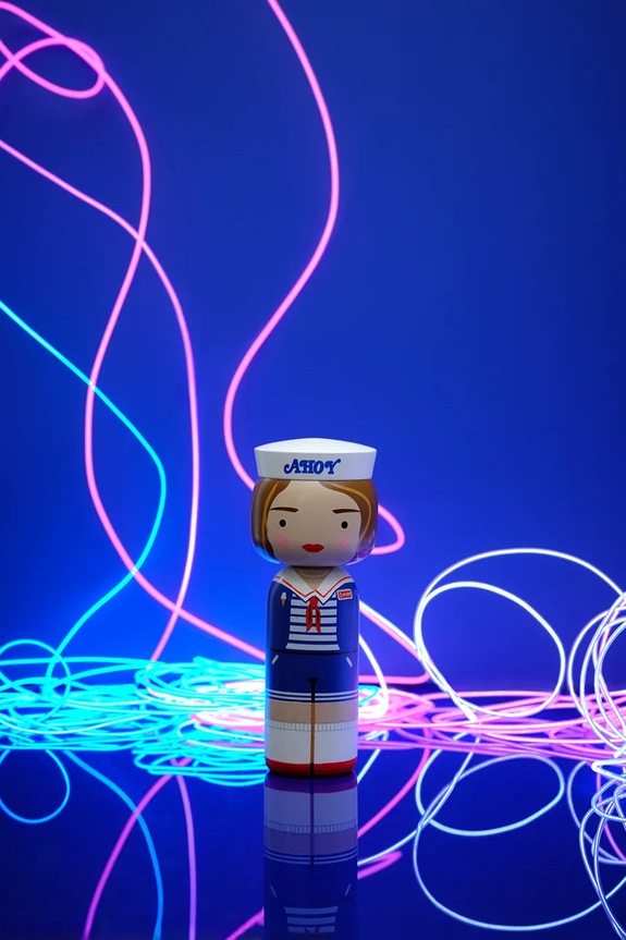 Διακοσμητική φιγούρα Lucie Kaas Kokeshi x Stranger Things 15,5 cm SI01STRO πολύχρωμο AA00