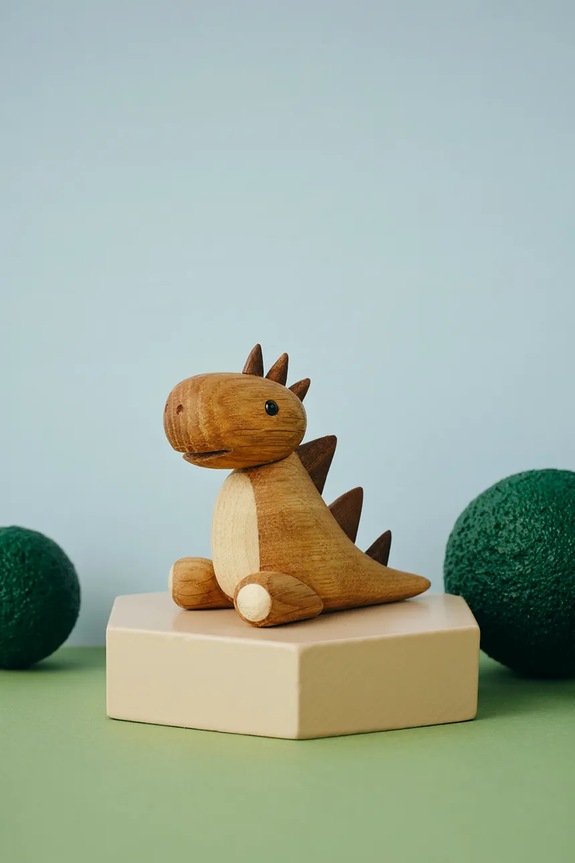 Lucie Kaas figurka dekoracyjna drewniana Dino 6,5 cm NU06 brązowy AA00