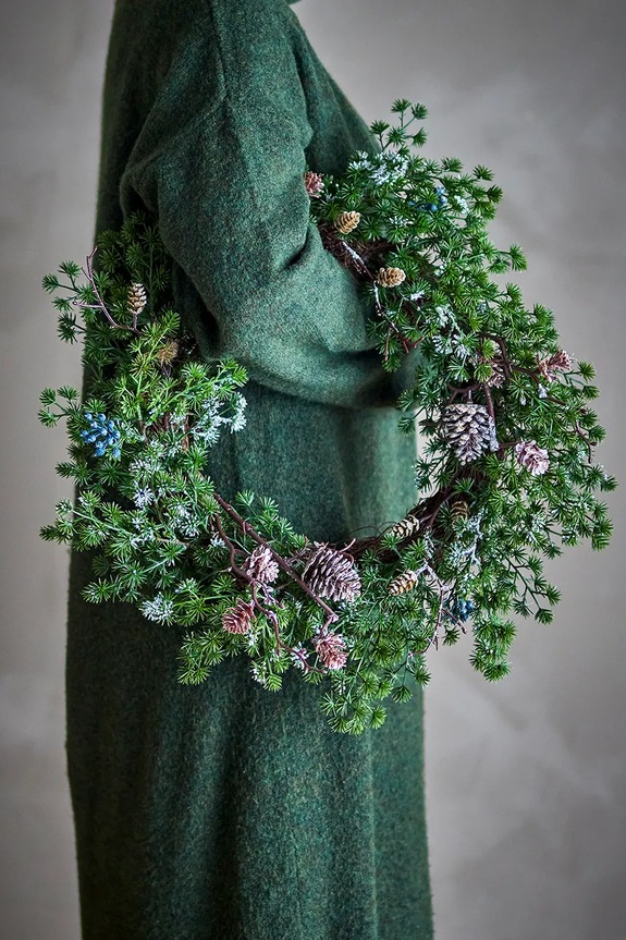 Bloomingville karácsonyi koszorú Cedar Wreath 50 x 11 cm 82072345 zöld AA00