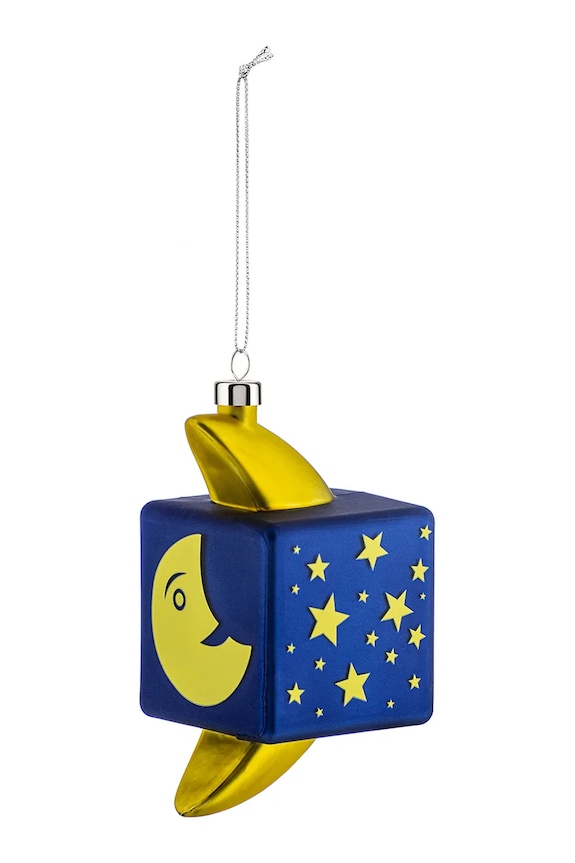 Іграшка на ялинку Alessi Mooncube 6 x 9,2 x 5,5 cm барвистий GJ02.8