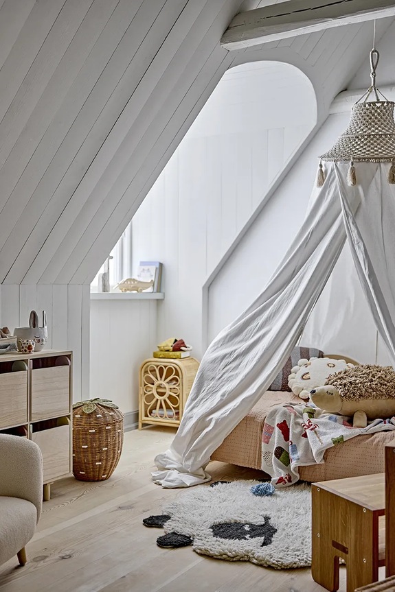 Μάλλινο χαλί Bloomingville Dolly λευκό 82062350