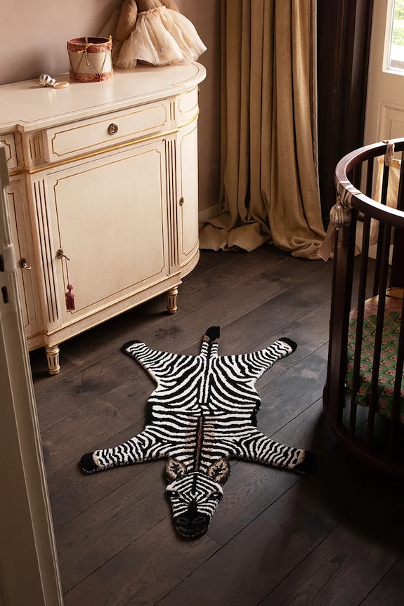Salon i sypialnia Doing Goods dywan wełniany Stripey Zebra 102 x 67 cm 1.45.10.073.900.3 multicolor