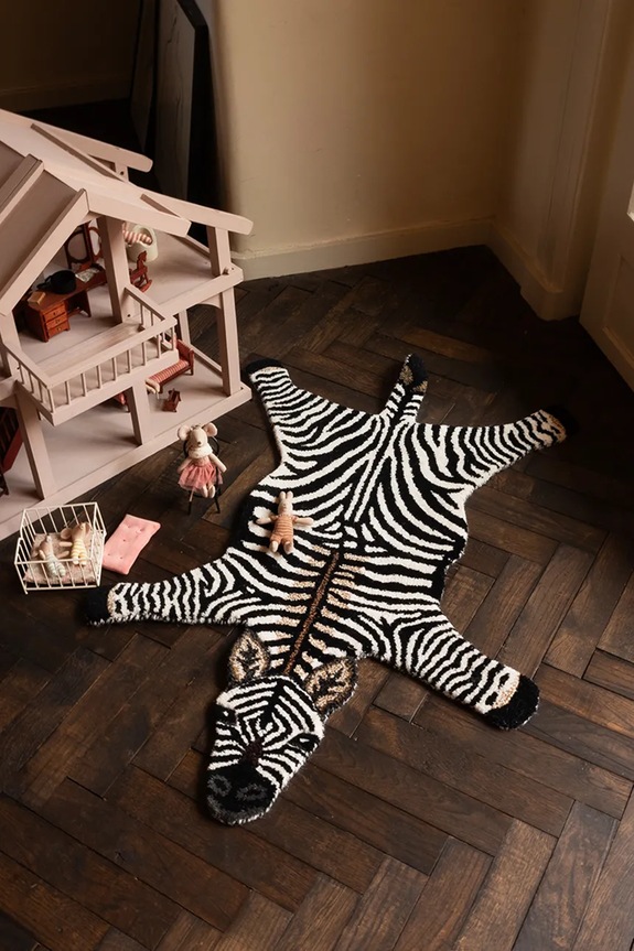 Doing Goods dywan wełniany Stripey Zebra 102 x 67 cm multicolor 1.45.10.073.900.3