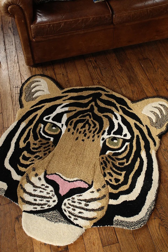 Salon i sypialnia Doing Goods dywan wełniany Rajah Tiger Head 1.45.10.071.080.5 multicolor