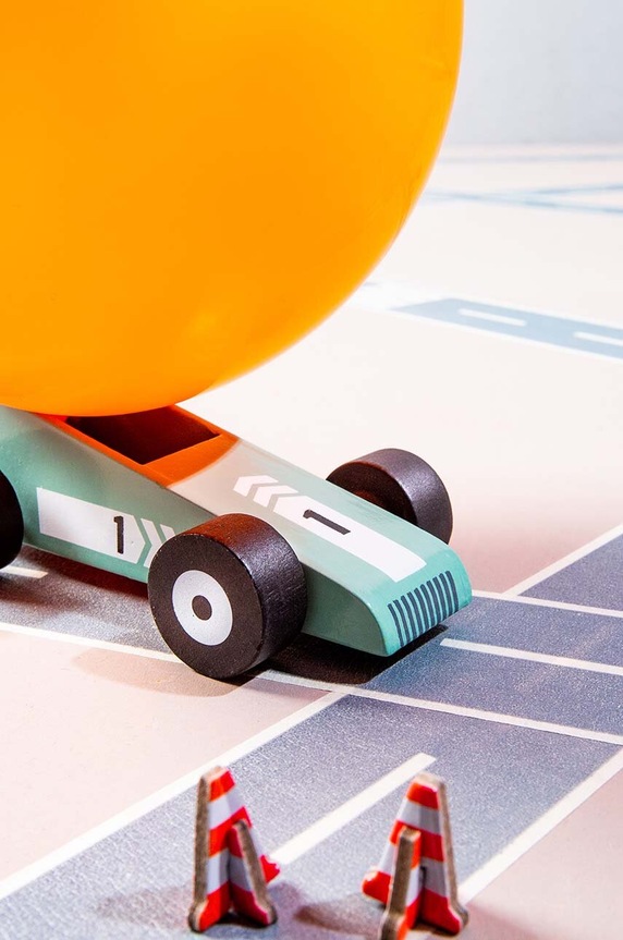Αυτοκινητάκι με μπαλόνι Donkey Balloon Racer 900215 πολύχρωμο AA00