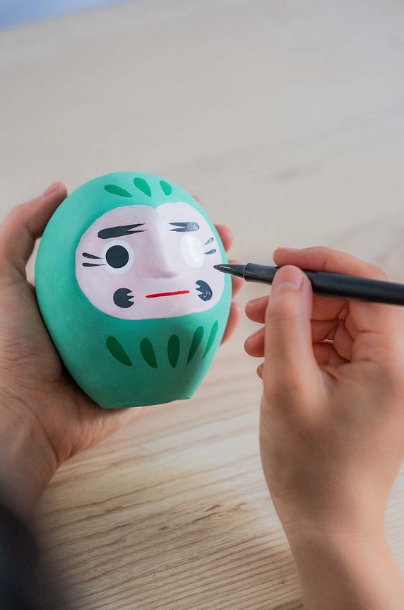 Nappali és hálószoba Donkey kívánságteljesítő Daruma 210420 többszínű