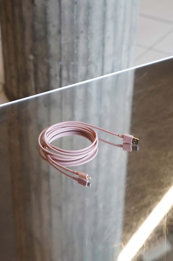 Зарядний usb кабель Avolt Cable 1, USB A to Lightning, 1,8 m C1.USB.C89.18.P