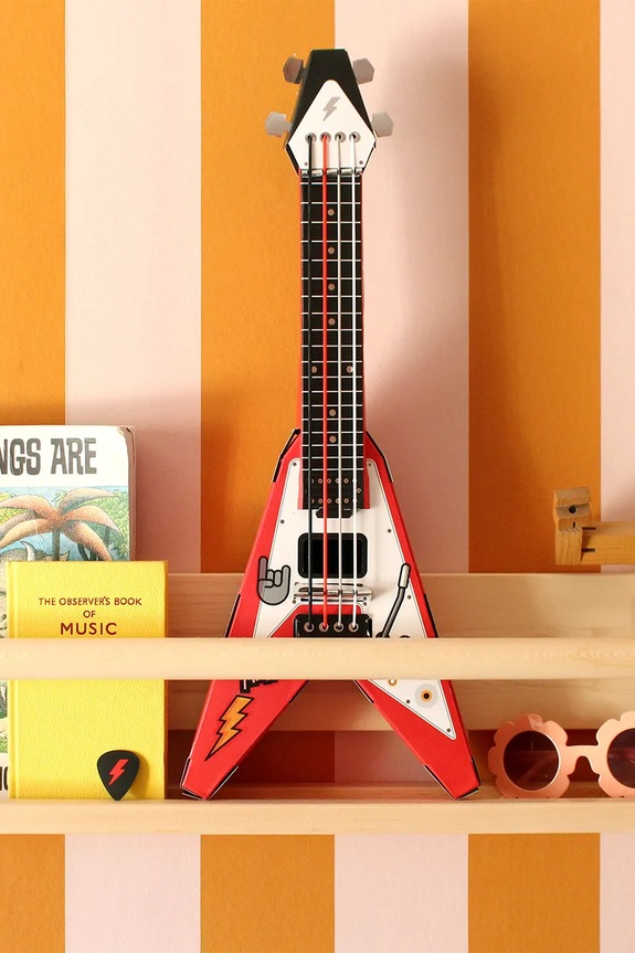 Luckies of London diy szett - gitár Build Your Own Guitar SK.CARDGUITAR1