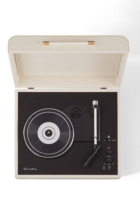Kufríkový gramofón Crosley Mercury CR6255A.CC4 béžová AA00