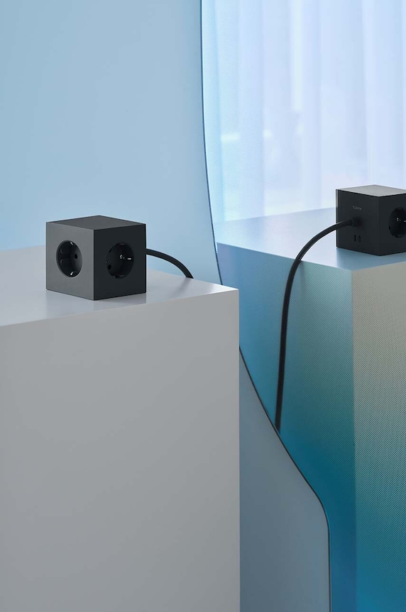 Avolt kostka ładująca magnetyczna Square 1, 2 x USB-C, 1,8 m SQ1.EUFC20.18SB czarny AA00