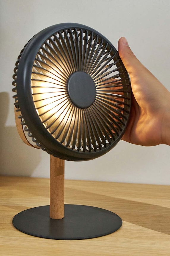 Ventilátor a stolní lampa 2v1 Gingko Design Beyond G032GY