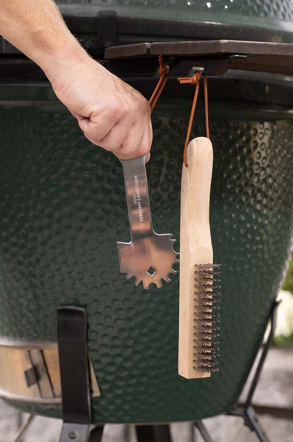 Gentlemen's Hardware grillápoló készlet BBQ Care Kit 2 db GEN778UK barna