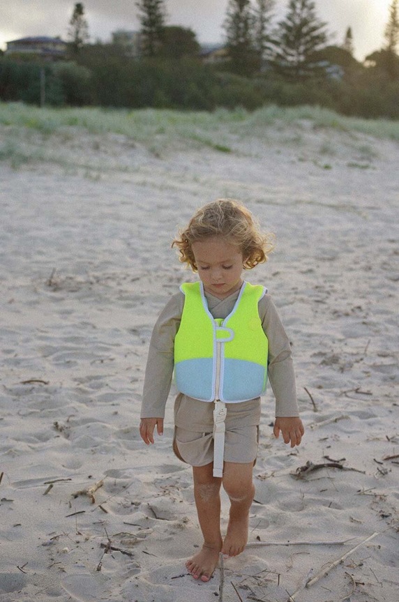 SunnyLife gyerek úszómellény Salty the Shark 1-2 years SCMSVAQS