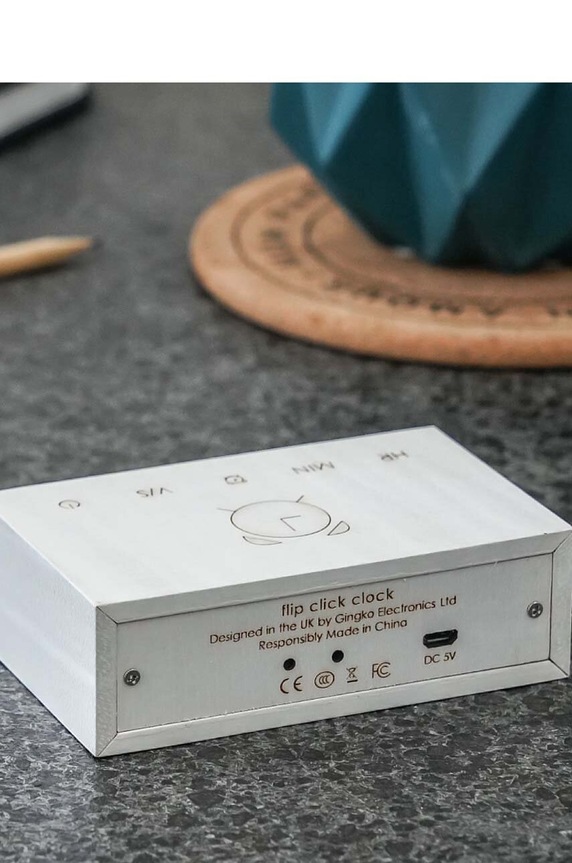 Всекидневна и спалня Настолен часовник Gingko Design Flip Click Clock G003W13 бял