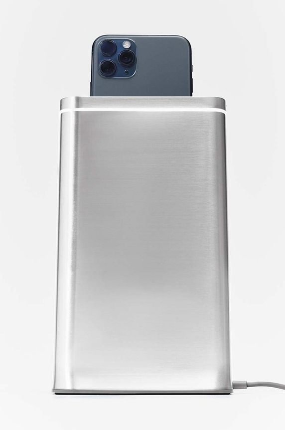 Lifestyle Simplehuman stacja do dezynfekcji telefonu Cleanstation ST4000 szary