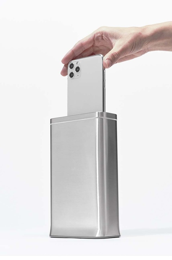 Simplehuman stacja do dezynfekcji telefonu Cleanstation szary ST4000