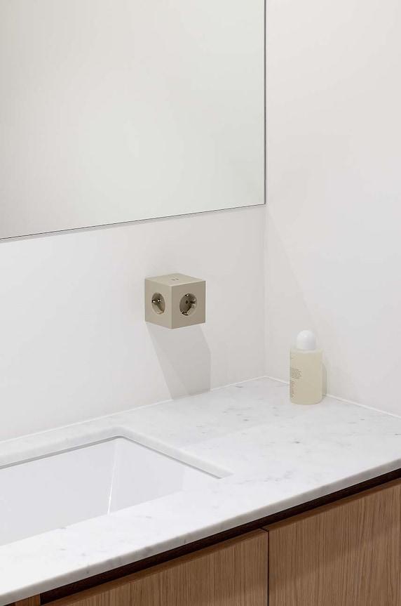 Avolt rozgałęźnik modułowy Square 2, USB-C SQ2.EUFC30.WMBE. beżowy