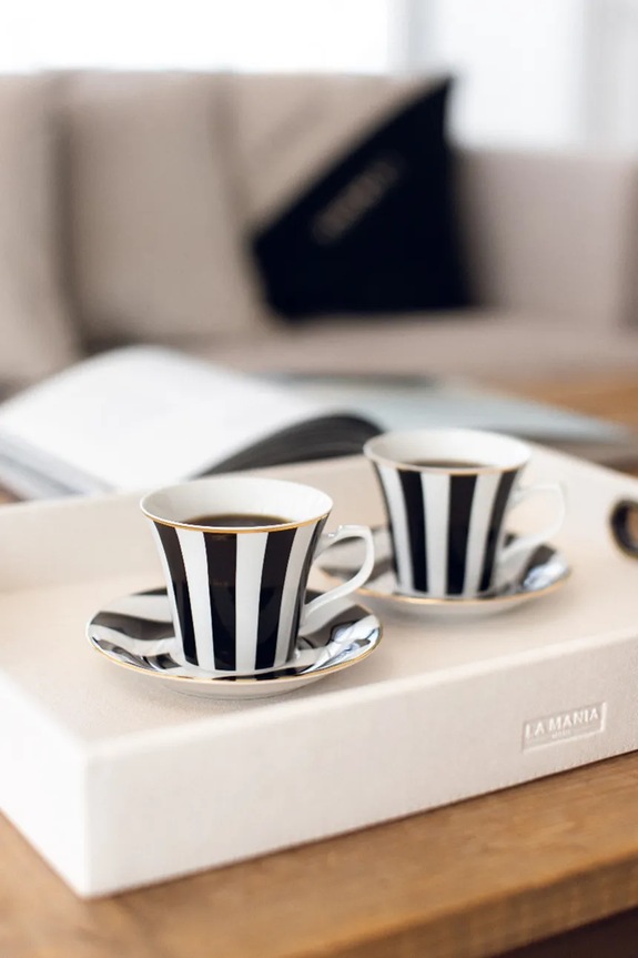 Šálka ​​s podšálkou La Mania Stripes 200 ml viacfarebná 5905549403600