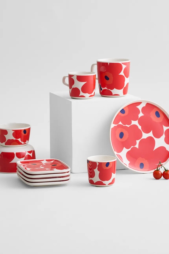 Marimekko hrnček z kameniny 400 ml 067719.001 červená AA00