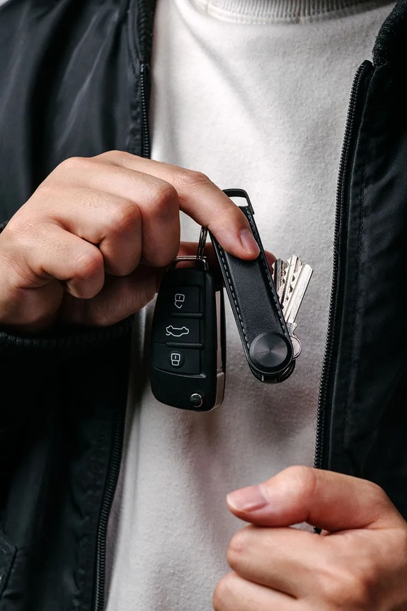 Θήκη για κλειδιά Orbitkey Pro Leather 9,3 cm KPR1.BKT.101