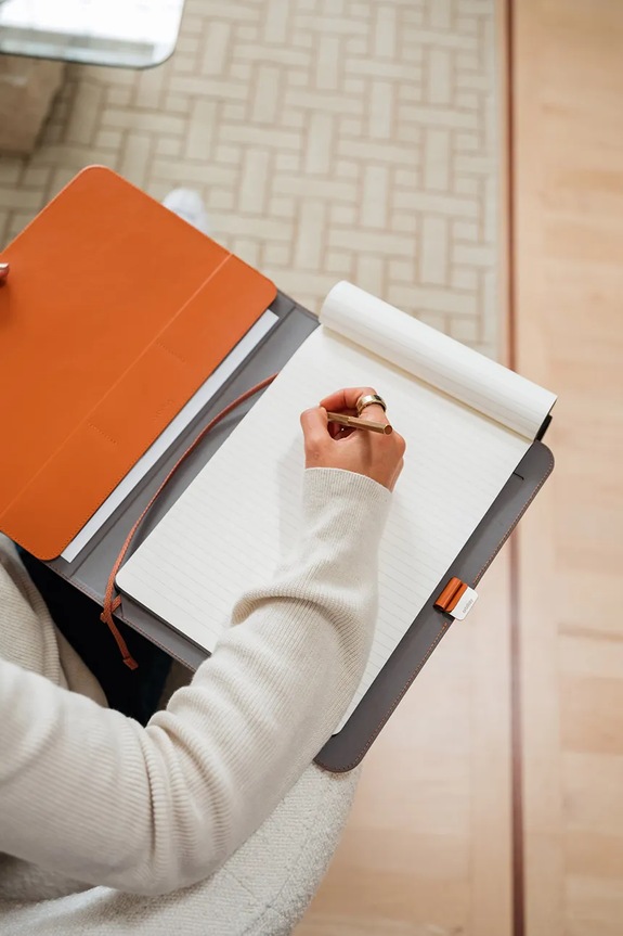 Orbitkey etui na ipad Compendium A4 WC41.TER.105