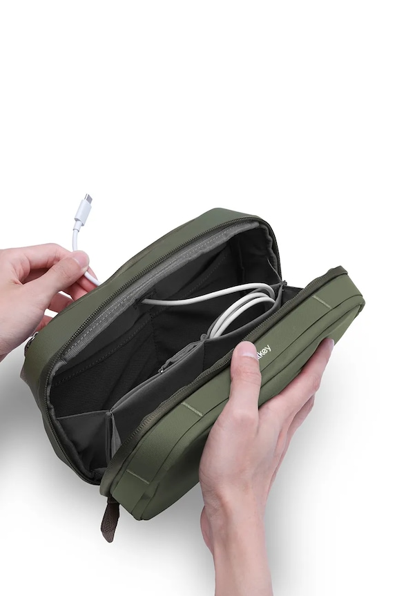 Decor Cestovný organizér 2v1 Orbitkey Tech Pouch 23 x 14 x 8 cm WTP1.OLV.109 zelená