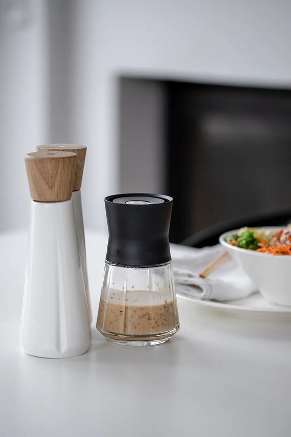 Kuchyňa a bar Mlynček na soľ Rosendahl Salt mill 19 cm 27022 biela