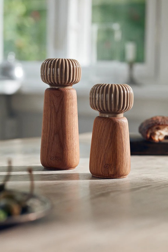 Kähler râșniță manuală pentru piper și sare din porțelan și lemn de stejar 18 cm bej 693011
