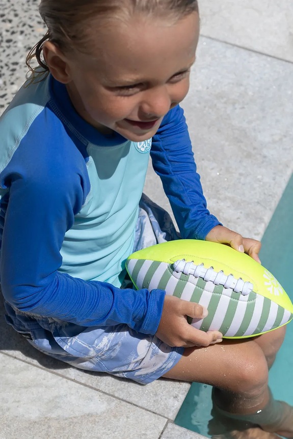 SunnyLife labda Neoprene Football Tides Out Citrus többszínű S51NFBML