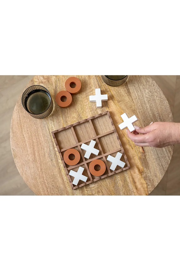 Decor Spoločenská hra - piškvorky Present Time Tic Tac Toe 18,5 cm PT4356OR viacfarebná