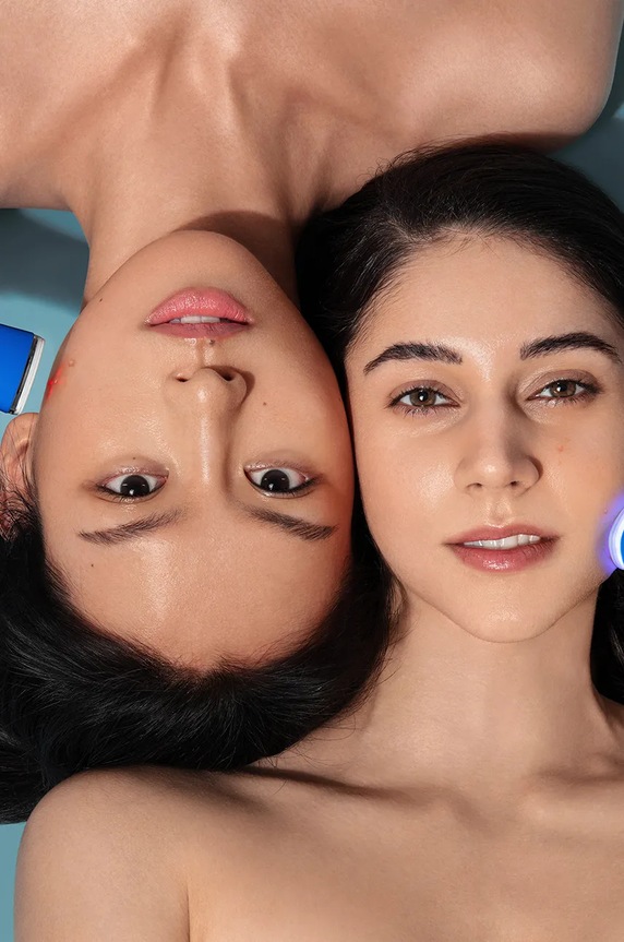 FOREO dispositivo per il trattamento dell'acne con luce led blu ESPADA 2 Cobalt Blue multicolore F0538