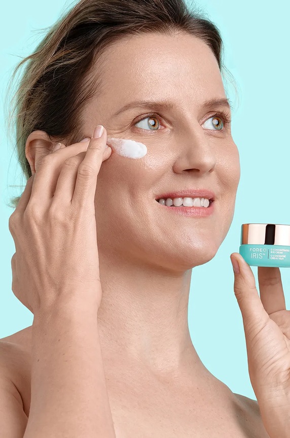 Koncentrovaný oční krém FOREO IRIS C-Concentrated Eye Cream 15 ml vícebarevná F0873.