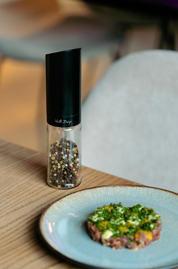 Vialli Design ηλεκτρικός μύλος για μπαχαρικά 8876