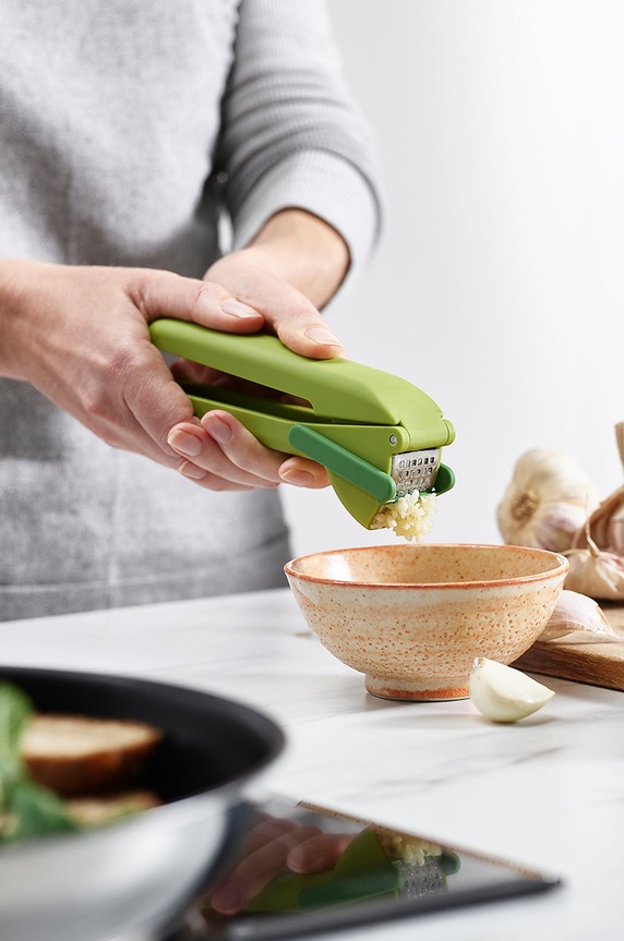 Joseph Joseph Lis na cesnak CleanForce™ 20179.