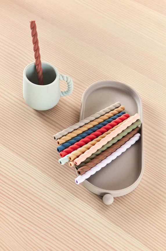 Kuchnia i bar OYOY zestaw słomek ze szczoteczką Mellow Silicone 6-pack M107285 multicolor