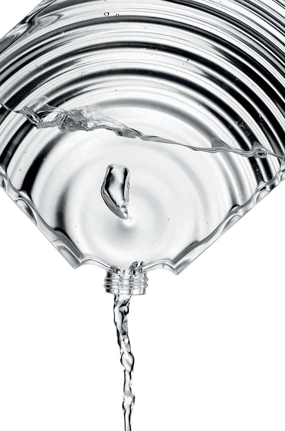 Fľaša na vodu Guzzini On The Go 550 ml 29340000 priesvitná AA00