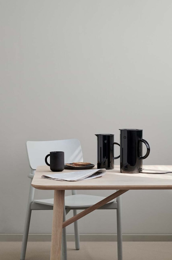 Električni čajnik Stelton EM77 890 črna AA00
