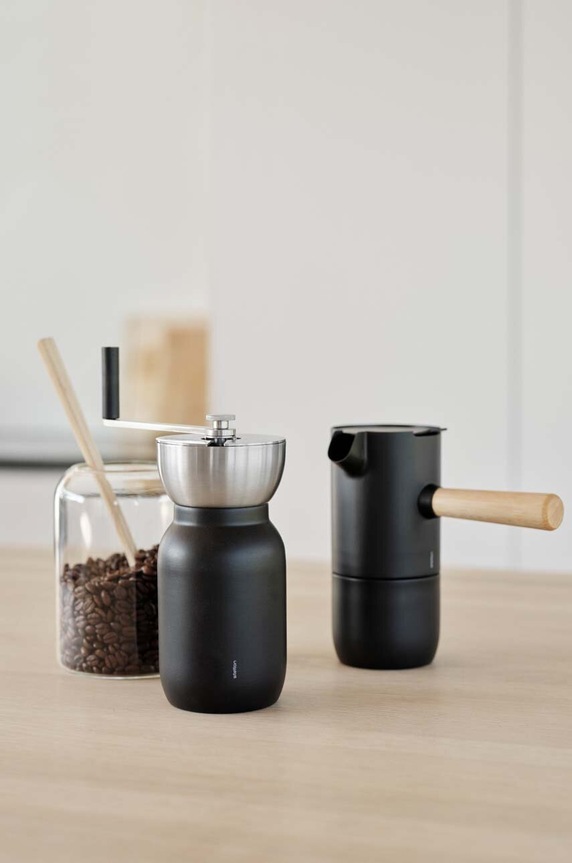 Kuhinja i bar Kuhalo za espresso Stelton Collar 420 crna