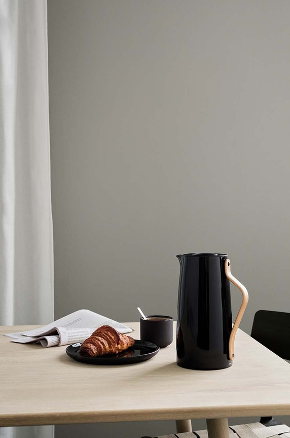 Vakuumski vrč Stelton Emma 1,2 L X.200.2 crna AA00