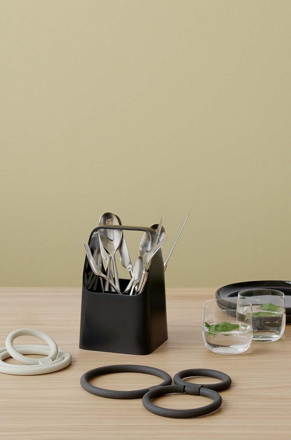 Kuhinja i bar Podloga za topla jela Rig-Tig Circles Z00058 crna