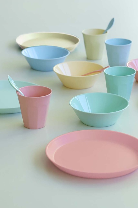 Koziol négy személyes étkészlet Nora Macarons 16 db 4058272 többszínű AA00