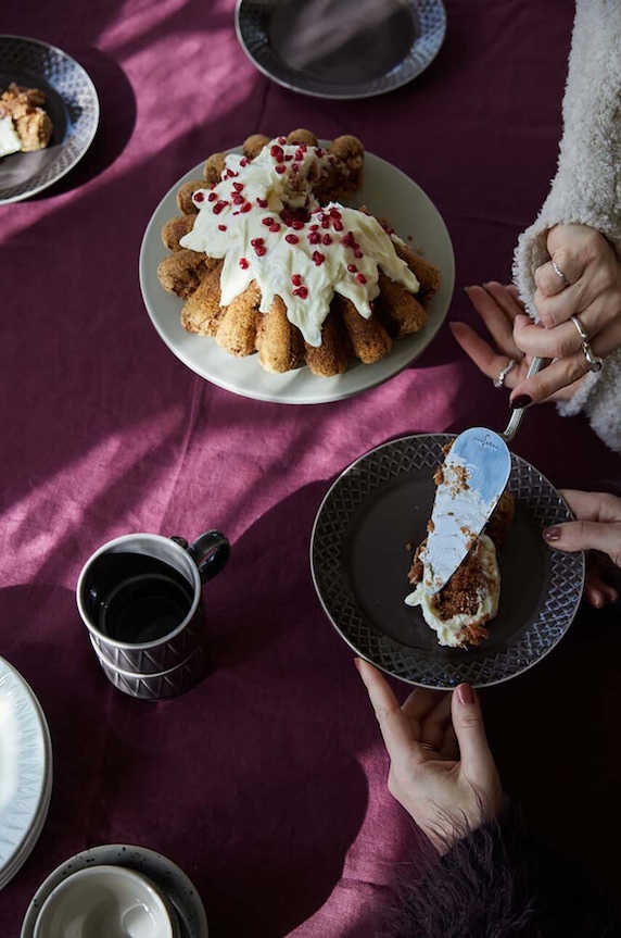 Kuhinja i bar Lopatica za serviranje kolača Sagaform Estelle 5018426 siva